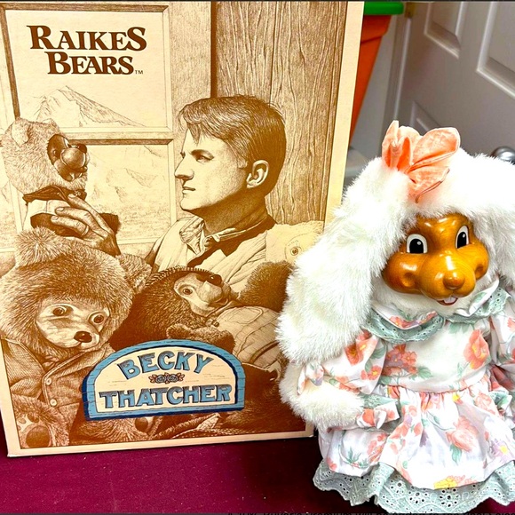 VTG 1992 Robert Raikes “Buttercup” 13” Wood Face & Feet Rabbit Original Box - Picture 1 of 11